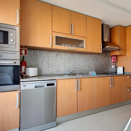 Rodrigues Apartment *