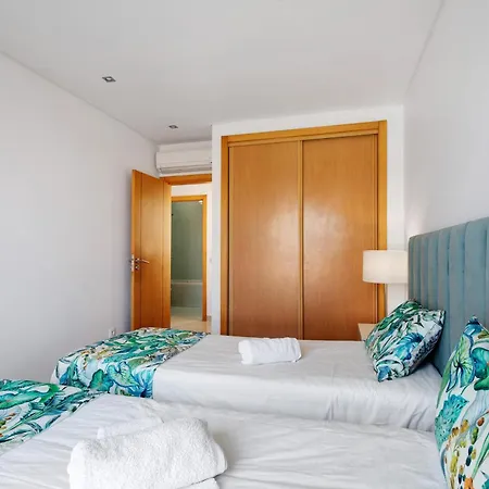 Rodrigues Apartment